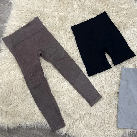 JOYLAB|OQQ lot of 1 legging + 3 biker shorts - M - Picture 2 of 8